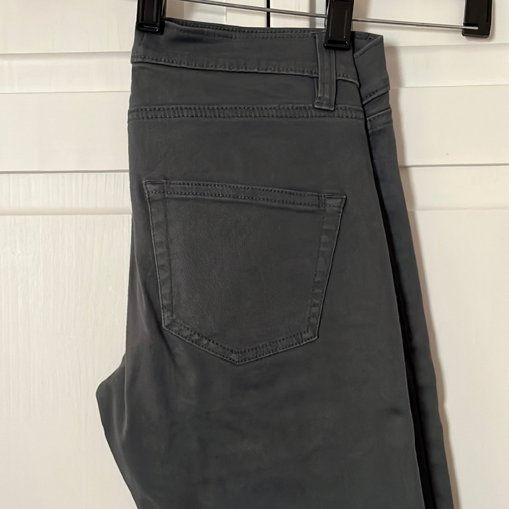 BDG - Skinny Pants - Grey - Size 26